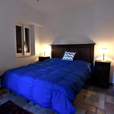 Дом отдыха Sotto Al Castello 68